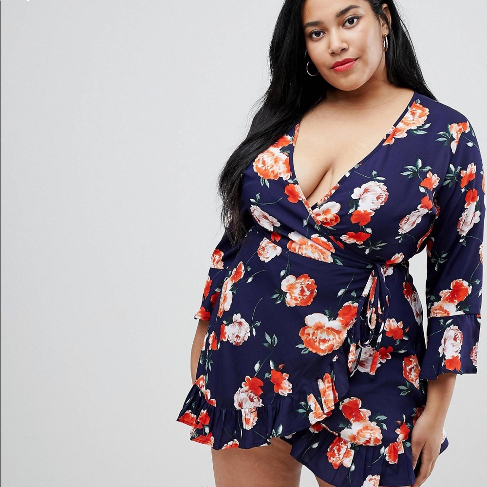 NWT ASOS Curve Floral Dress Size 18